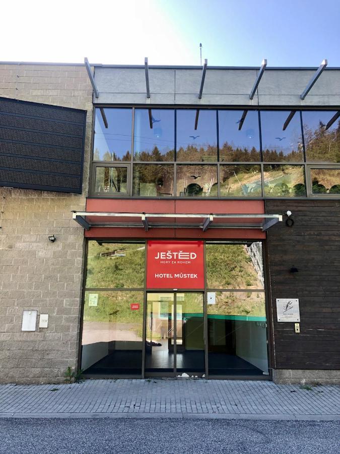 Hotel Mustek 利贝雷茨 外观 照片